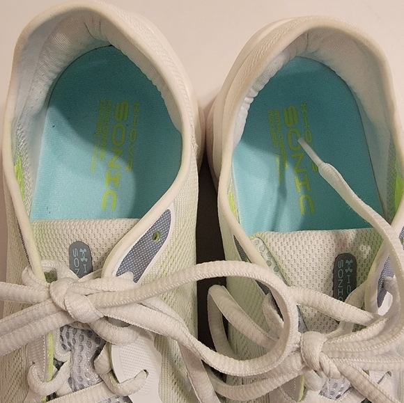 Under Armour Ladies HOVR Sonic 6 Daylight 2.0 Running Shoes - Picture 8 of 8